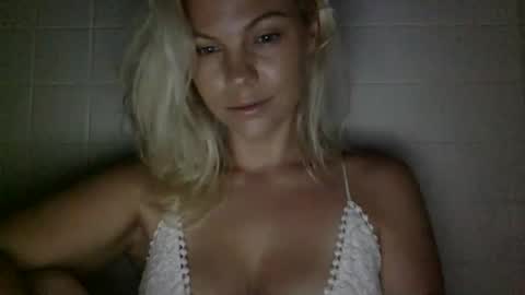 Snapshot of nicecolddrink2 chatting on 9, 9, 2025 Amber online show from 9, 9, 2025