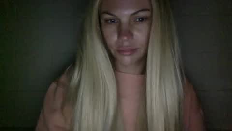 Snapshot of nicecolddrink2 chatting on 25, 9, 2025 Amber online show from 25, 9, 2025