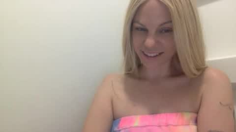 Amber online show from 25, 2, 2026
