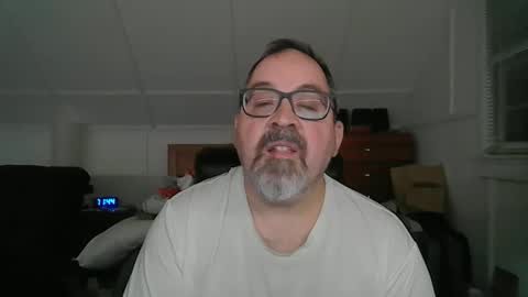 Snapshot of niceguy7208 chatting on 28, 4, 2026 niceguy7208 online show from 28, 4, 2026