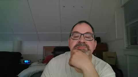 Snapshot of niceguy7208 chatting on 5, 5, 2026 niceguy7208 online show from 5, 5, 2026