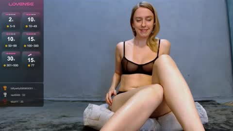 Snapshot of nicekat chatting on 14, 9, 2025 Kathrine online show from 14, 9, 2025