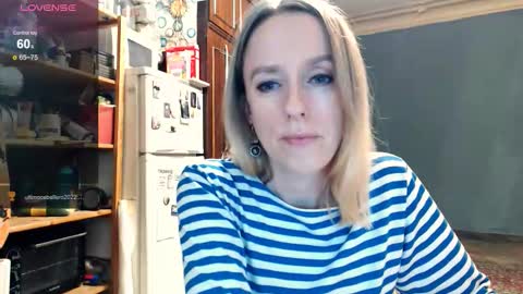 Snapshot of nicekat chatting on 17, 10, 2025 Kathrine online show from 17, 10, 2025