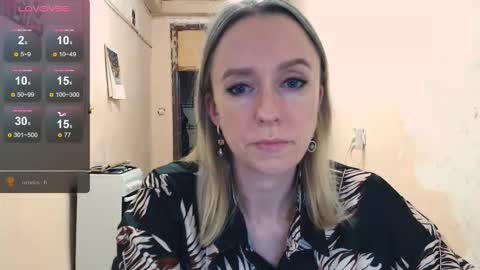 Snapshot of nicekat chatting on 4, 12, 2025 Kathrine online show from 4, 12, 2025