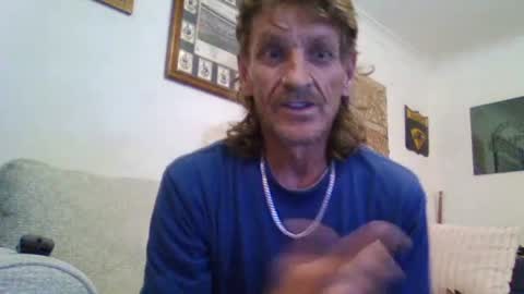 Snapshot of niceozziecockxxx chatting on 11, 3, 2025 Sexiishaine online show from 11, 3, 2025