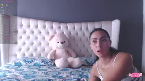 Snapshot of nichole_bree chatting on 10, 1, 2025 Nichole online show from 10, 1, 2025