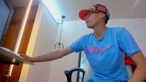 Snapshot of nick_nizzer chatting on 23, 10, 2025 nick_nizzer online show from 23, 10, 2025