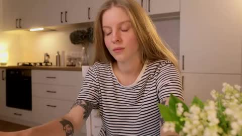 Nicka Cherie online show from 13, 5, 2026