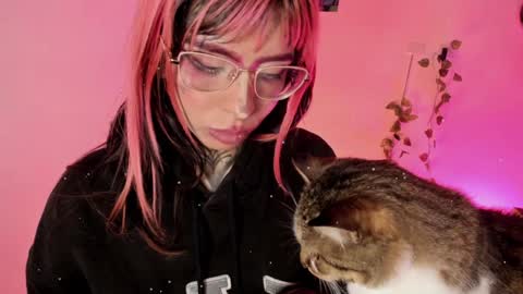   Help me reach 100 thumbs up online show from 1, 2, 2025