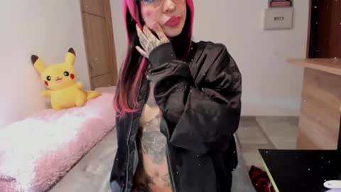   Help me reach 100 thumbs up online show from 12, 3, 2025