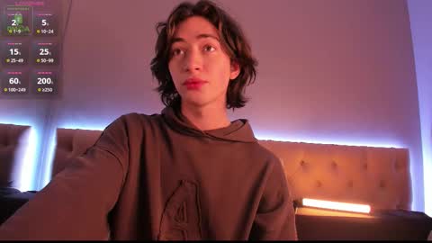 Nickie online show from 14, 9, 2025