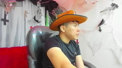 Nickk Wolff online show from 23, 10, 2025