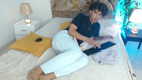 Nickolas Muoz online show from 14, 12, 2024