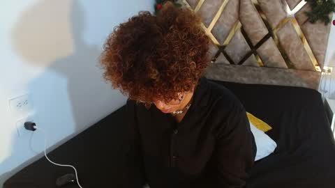 Nickolas Muoz online show from 18, 12, 2024