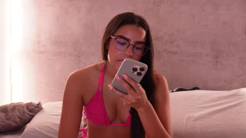 Snapshot of nicky_and_blake chatting on 21, 3, 2026 nicky and blake online show from 21, 3, 2026