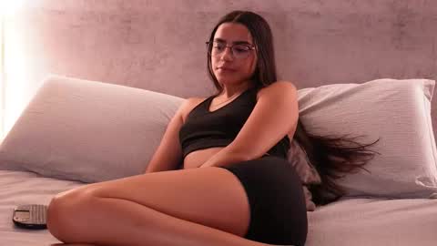 Snapshot of nicky_and_blake chatting on 26, 3, 2026 nicky and blake online show from 26, 3, 2026