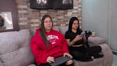 nicky_as online show from 5, 6, 2026