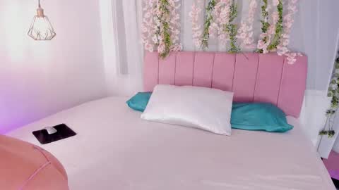 Snapshot of nicky_bonny18 chatting on 9, 2, 2026 nicky_bonny18 online show from 9, 2, 2026