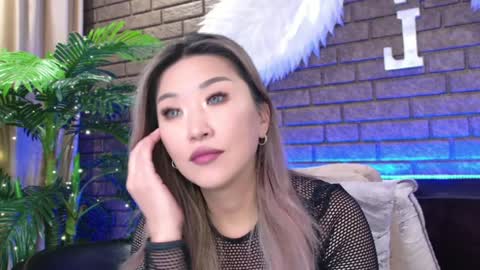 Snapshot of nicky_owl chatting on 27, 1, 2025 Today is my 41st birthday  And in 2 hours Im waiting for you on the stream Stock up on tokens and a good mood Nicky online show from 27, 1, 2025