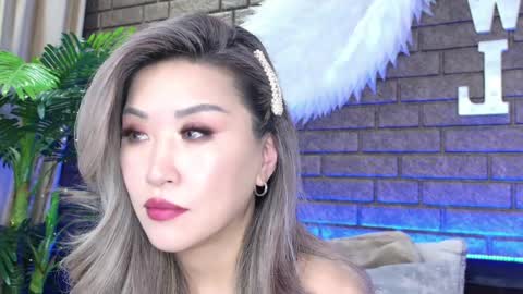 Snapshot of nicky_owl chatting on 14, 2, 2025 Today is my 41st birthday  And in 2 hours Im waiting for you on the stream Stock up on tokens and a good mood Nicky online show from 14, 2, 2025