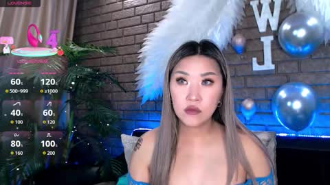 Snapshot of nicky_owl chatting on 19, 2, 2026 Today is my 41st birthday And in 2 hours Im waiting for you on the stream Stock up on tokens and a good mood Nicky online show from 19, 2, 2026