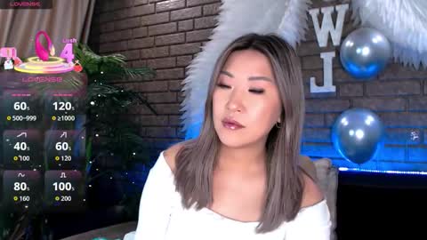 Snapshot of nicky_owl chatting on 20, 3, 2026 Today is my 41st birthday And in 2 hours Im waiting for you on the stream Stock up on tokens and a good mood Nicky online show from 20, 3, 2026