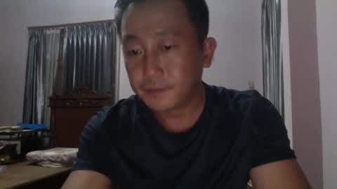 nickyang75 online show from 4, 12, 2024