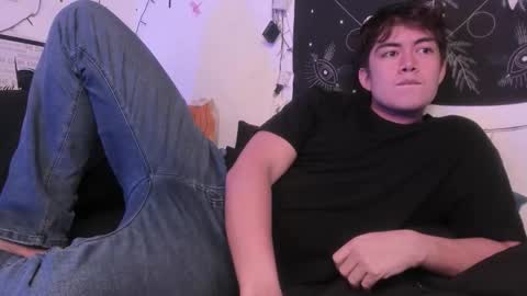 Nicols online show from 28, 10, 2025