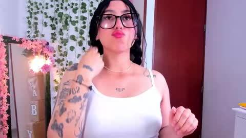 Snapshot of nico_lette_ chatting on 29, 9, 2025 Nico online show from 29, 9, 2025