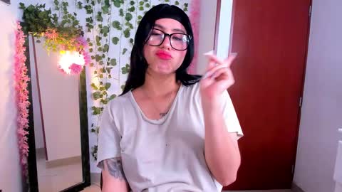 Snapshot of nico_lette_ chatting on 6, 10, 2025 Nico online show from 6, 10, 2025