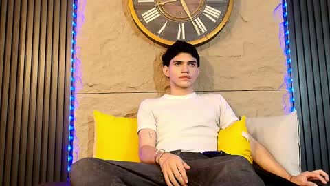 Snapshot of nico_monroet chatting on 29, 4, 2026 nico_monroet online show from 29, 4, 2026