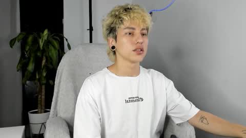 Nico  online show from 15, 9, 2025