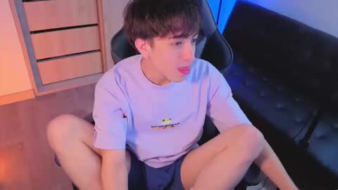 Nicolas online show from 15, 10, 2025