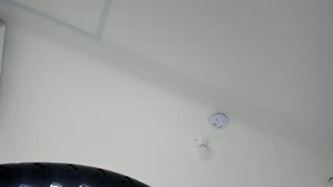 Snapshot of nicol_giraldo chatting on 24, 11, 2025 Nicol online show from 24, 11, 2025