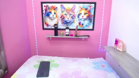 nicol_grey1302 online show from 12, 3, 2026