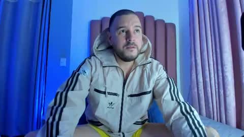nicola_d_angelo online show from 13, 7, 2026