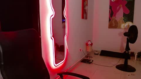 Snapshot of nicolas_torres99 chatting on 31, 12, 2024 nicolas online show from 31, 12, 2024