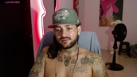 Snapshot of nicolas_torres99 chatting on 16, 1, 2025 nicolas online show from 16, 1, 2025
