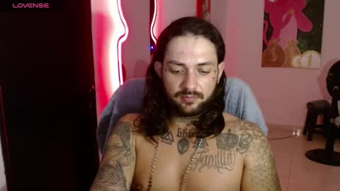 Snapshot of nicolas_torres99 chatting on 22, 1, 2025 nicolas online show from 22, 1, 2025