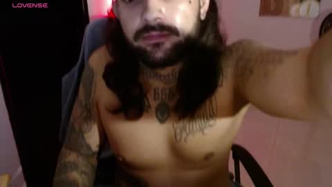 Snapshot of nicolas_torres99 chatting on 24, 1, 2025 nicolas online show from 24, 1, 2025