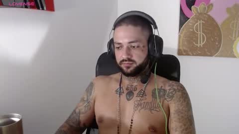 Snapshot of nicolas_torres99 chatting on 2, 2, 2025 nicolas online show from 2, 2, 2025