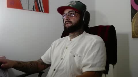 Snapshot of nicolas_torres99 chatting on 15, 2, 2025 nicolas online show from 15, 2, 2025
