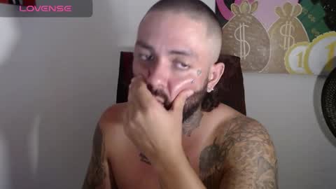 Snapshot of nicolas_torres99 chatting on 3, 3, 2025 nicolas online show from 3, 3, 2025