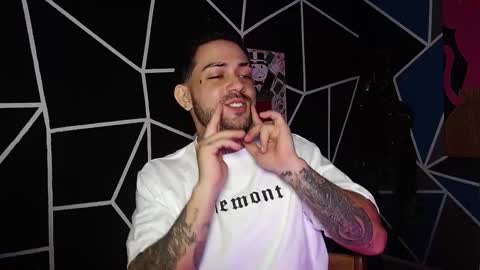 nicolas online show from 3, 11, 2025