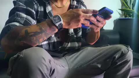 Nicolas online show from 10, 11, 2025