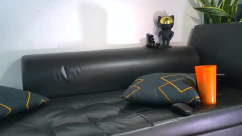 Nicolas online show from 13, 11, 2025