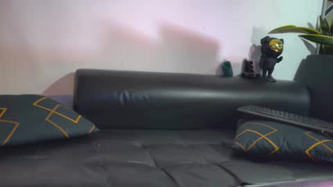 Nicolas online show from 17, 12, 2025