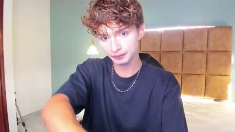 nicolasferrer18 online show from 12, 11, 2025