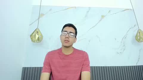 nicolasfine online show from 17, 1, 2026