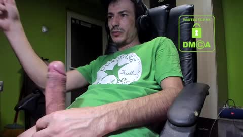 L. Nicolas online show from 4, 2, 2025